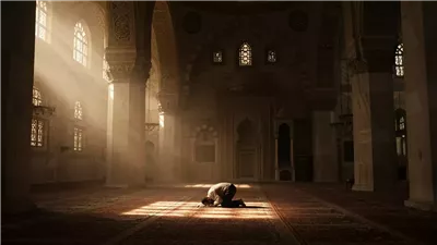 «إنما يكتب للعبد من صلاته ما عقل منها».. هل السرحان في الصلاة يذهب بالأجر؟
