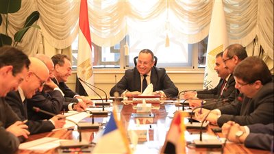 وزير التعليم العالي والسفير الفرنسي يبحثان تطورات إنشاء الحرم الجامعي الجديد