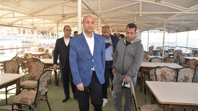 محافظ أسيوط يتفقد مرسى الحمراء ومرسى حورس السياحي ويوجه برفع الكفاءة 