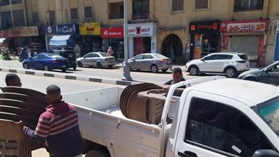 حملات مكثفة لرفع الإشغالات وتطوير الإنارة بمركز ومدينة أسوان 