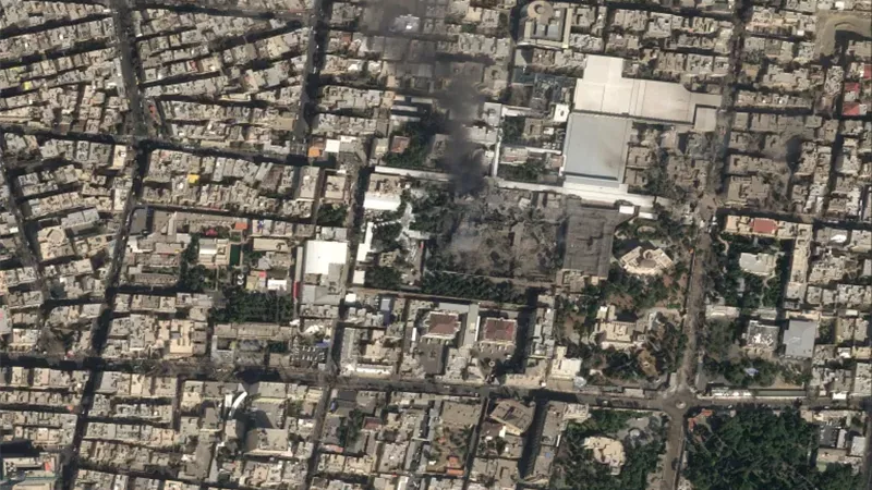 إيران 