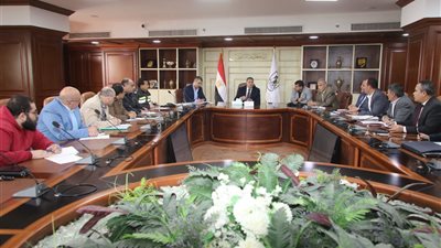 بحث خطوات تشغيل موقف اهناسيا/ننا وملف خطوط السير ببنى سويف 