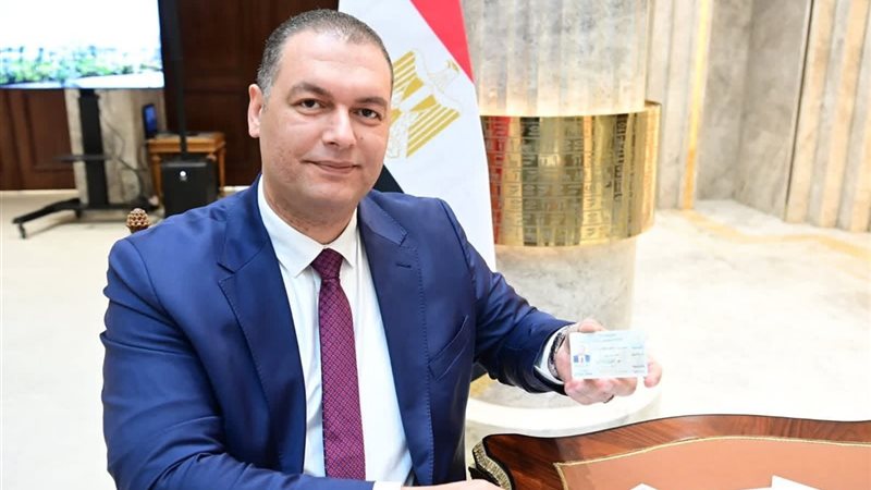 النائب محمد منير