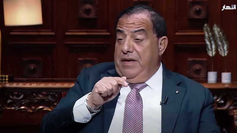 عاطف واصف 
