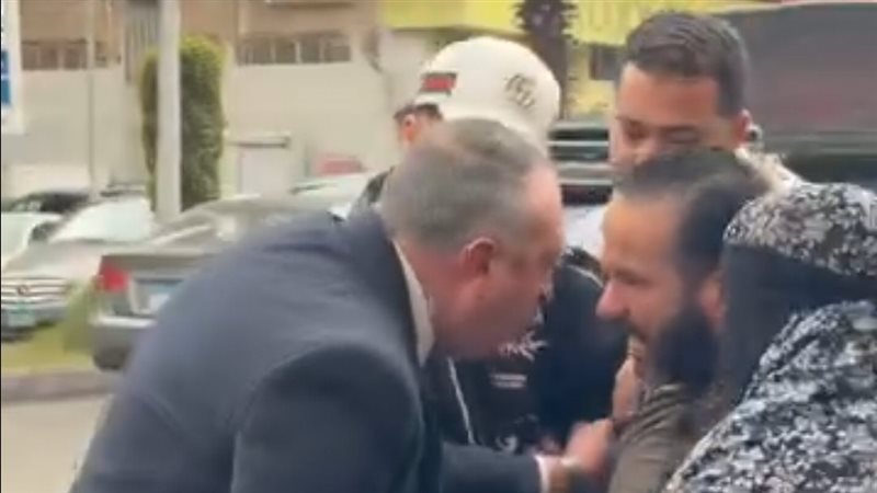 جانب من الفيديو 