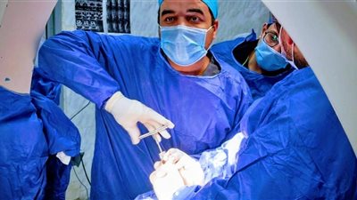 نجاح أول جراحة متقدمة للانزلاق الغضروفي القطني في مستشفى كفر صقر بالشرقية