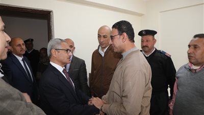 محافظ بني سويف يتفقد المركز التكنولوجي لمتابعة ملف التصالح على مخالفات البناء