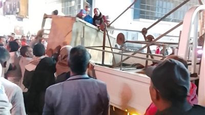 تنفيذًا لتوجيهات محافظ أسوان إزالة 243 حالة إشغال بشارع بورسعيد بكوم أمبو