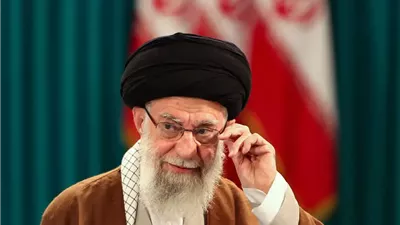 إعلام إيراني: زوجة علي خامنئي على قيد الحياة واستشهادها خبر غير صحيح
