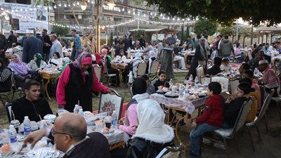 محافظ سوهاج يشارك في حفل الإفطار الجماعي لذوي الهمم