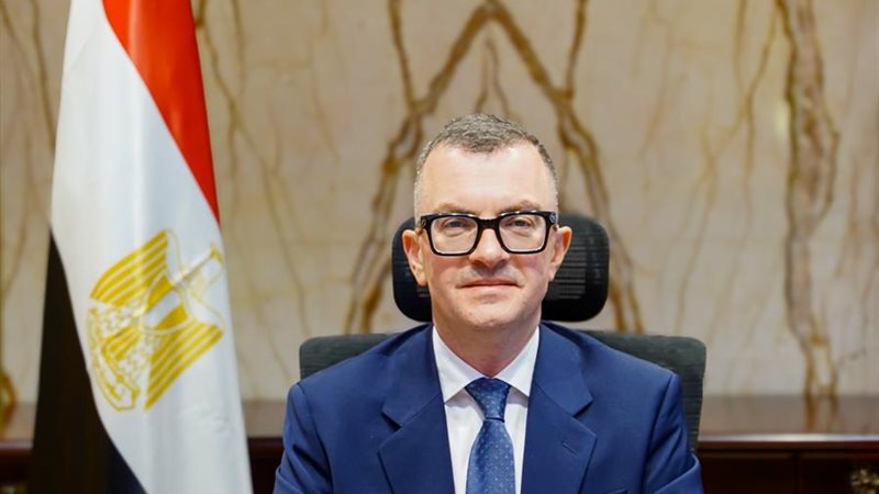 الدكتور أحمد رستم