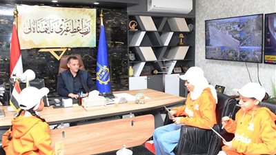 محافظ أسوان يدعم مبادرة بطل من حجر ويؤكد تحويل السلوكيات السلبية إلى إيجابية