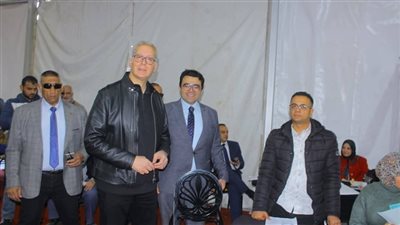 المهندس كريم بدوي وزير البترول يدلي بصوته في انتخابات نقابة المهندسين