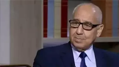 على عوف:بدء تصنيع المواد الخام للأدوية في مصر خطوة استراتيجية لمواجهة الأزمات 