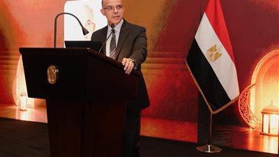 وزير الاستثمار : مصر لا تسعى للاستفادة من الأزمات والصراعات في المنطقة