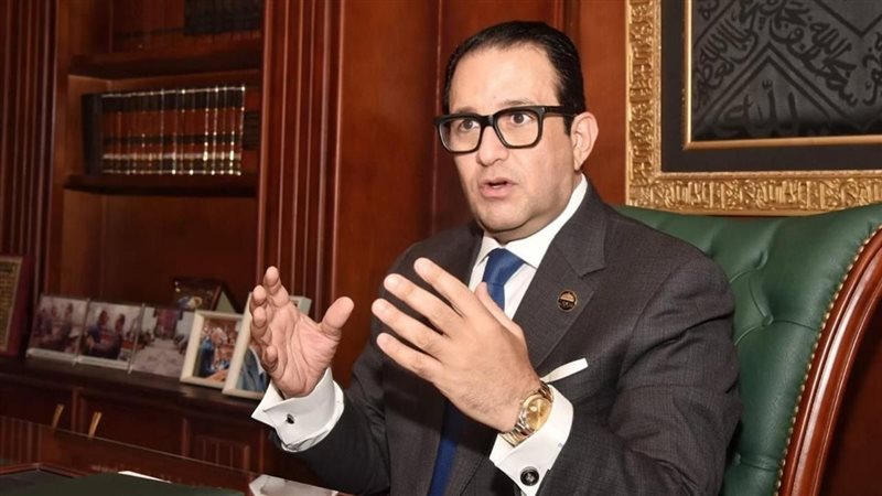 علاء عابد 