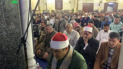 نجوم بورسعيد الدولية ودولة التلاوة يحيون الأجواء الروحانية بمسجد الحسين برمضان