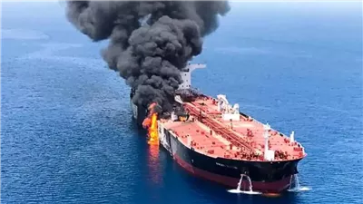 الحرس الثوري الإيراني يعلن استهداف ناقلة في الخليج ترفع علم جزر مارشال