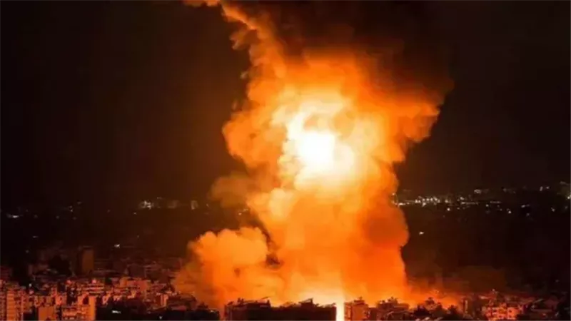 قصف إيران
