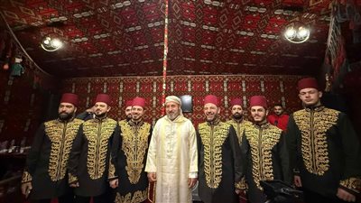 مولد محيي الدين بن عربي: من هو، وكيف احتفت الطريقة الأكبرية الحاتمية بذكراه؟ 