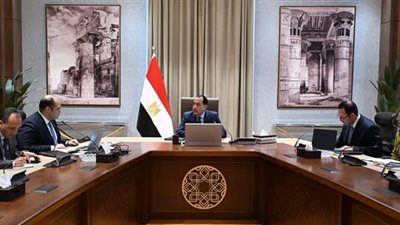 رئيس الوزراء: لن نسمح بالتلاعب في أسعار السلع الأساسية أو حجبها عن الأسواق