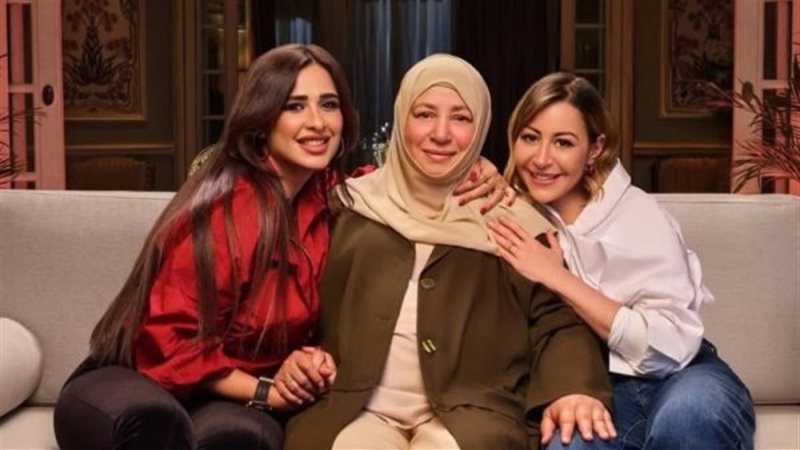 منة شلبي وعبلة كامل