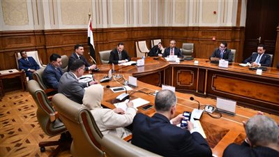 وزير الصناعة: لا سقف لتنمية الصعيد ونستعد لإعلان برنامج للنهوض بصناعة السيارات