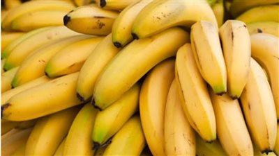 فاكهة بسيطة تحمي قلبك.. ماذا يفعل الموز لمرضى القلب؟ 	