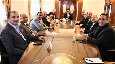 وزير الشباب والرياضة يلتقي مجلس إدارة اللجنة البارالمبية المصرية