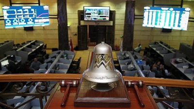 البورصة المصرية تستهل جلسة الثلاثاء بتراجع طفيف للمؤشر الرئيسي