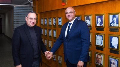 محافظ الإسكندرية يستقبل وزير التعليم العالي لبحث سبل دعم البحث العلمي