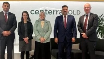وفد البترول يستعرض فرص الاستثمار التعديني وبوابة مصر الرقمية في كندا