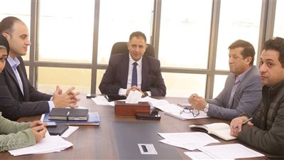 محافظ دمياط يصدر توجيهات لترشيد استهلاك الكهرباء في المباني والشوارع
