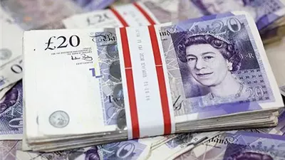 سندات بريطانيا تتراجع بحدة مع قفزة قياسية لأسعار النفط والوقود عالمياً