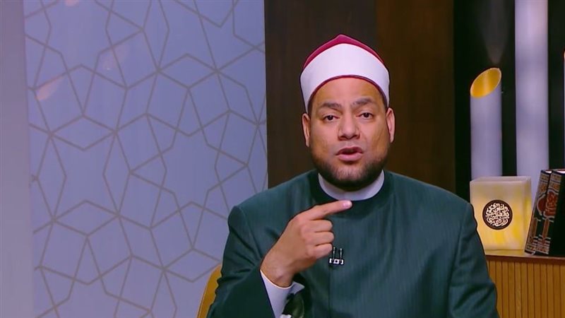 الدكتور مصطفى عبد