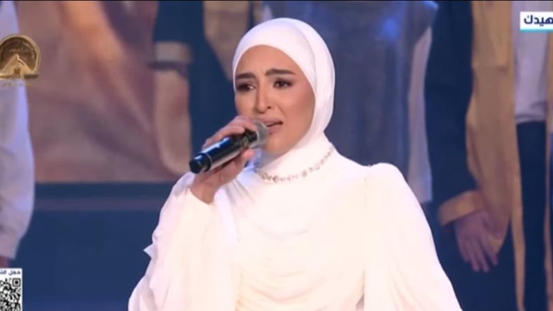 هلا رشدي
