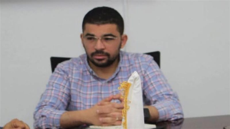 الدكتور احمد الملاح