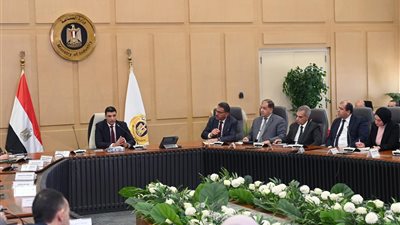 وزير الصناعة يعلن ملامح الاستراتيجية الجديدة لتمكين القطاع الخاص
