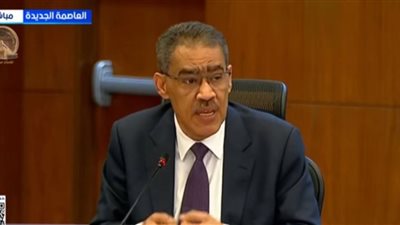 ضياء رشوان: لم أقارن مصر بفرنسا بل أوضحت دعم العيش للمواطن صاحب البلد