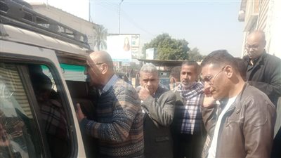 بتوجيهات محافظ قنا.. نائب المحافظ والسكرتير العام يتفقدان مجمعات المواقف 