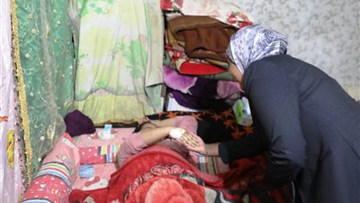 حادث مؤسف لطفلة بأسوان.. المحافظ يتدخل لضمان سلامتها ومنع تكرار الحوادث