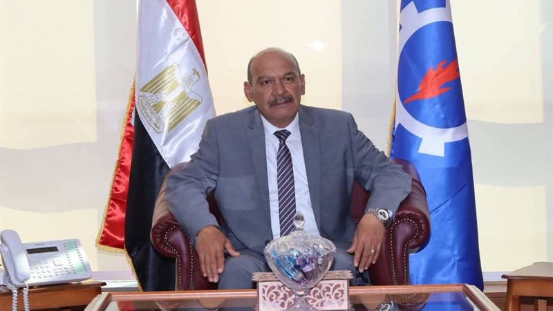 محافظ السويس 