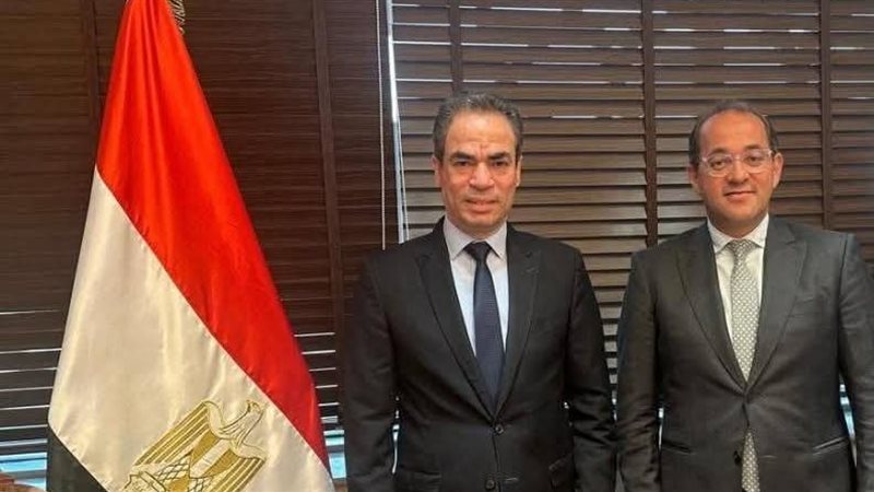 المسلماني ووزير المالية