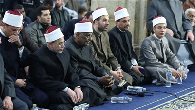 درس الجامع الأزهر: العالم اليوم في أمس الحاجة لاستلهام معاني ليلة القدر