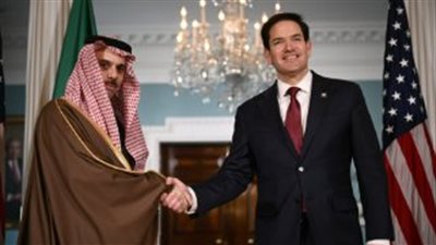 عاجل.. وزير الخارجية الأمريكي ونظيره السعودي يناقشان تعزيز الدفاعات السعودية