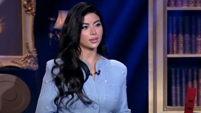الليلة.. كارولين عزمي تفتح قلبها لأسما إبراهيم في حبر سري 