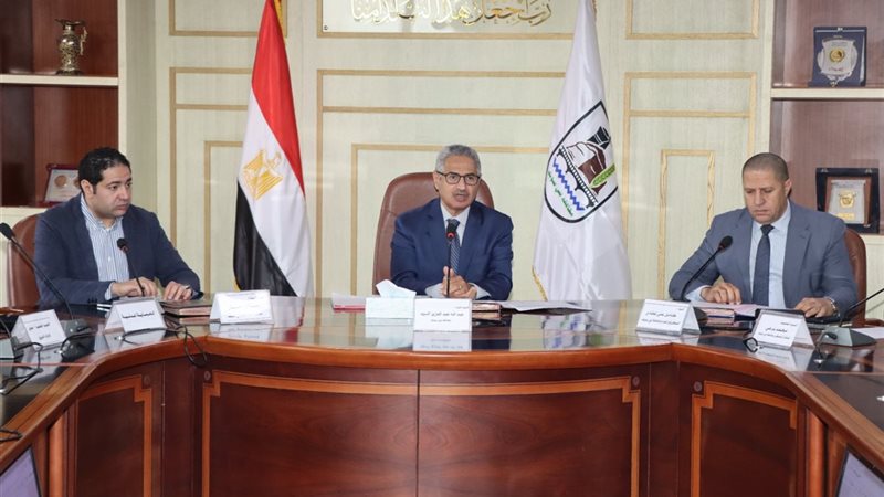محافظ بنى سويف ونائب