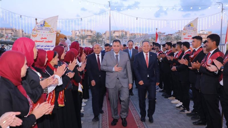 محافظ دمياط يشارك