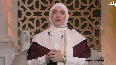 هل تزوجت زليخة النبي يوسف وتابت؟ دينا أبو الخير تكشف الحقيقة