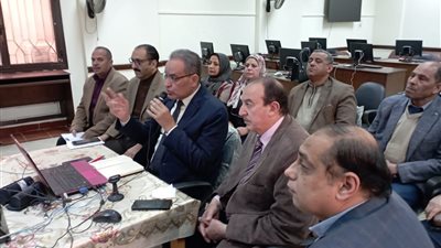 تعليم بني سويف: بحث خطة ترشيد الإنفاق والاستهلاك والاستعداد لامتحانات مارس